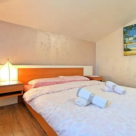 דירה Stunning In With Kitchen *