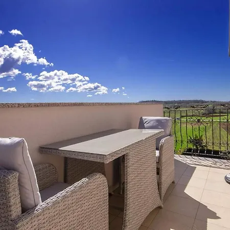 Stunning In With Kitchen *