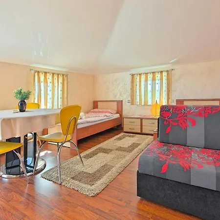 Stunning In With Kitchen Διαμέρισμα Πόρετς